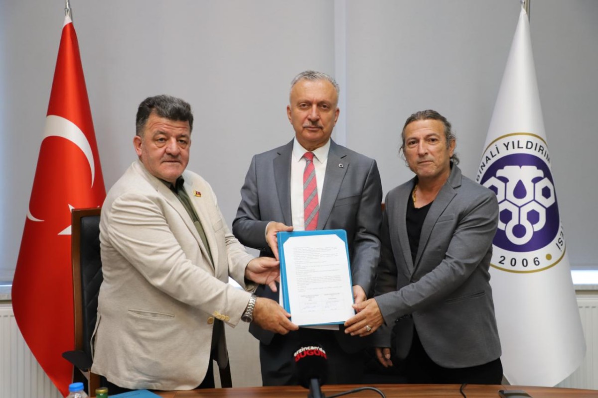 EBYÜ ile 24 Erzincanspor Arasında İş Birliği Protokolü İmzalandı