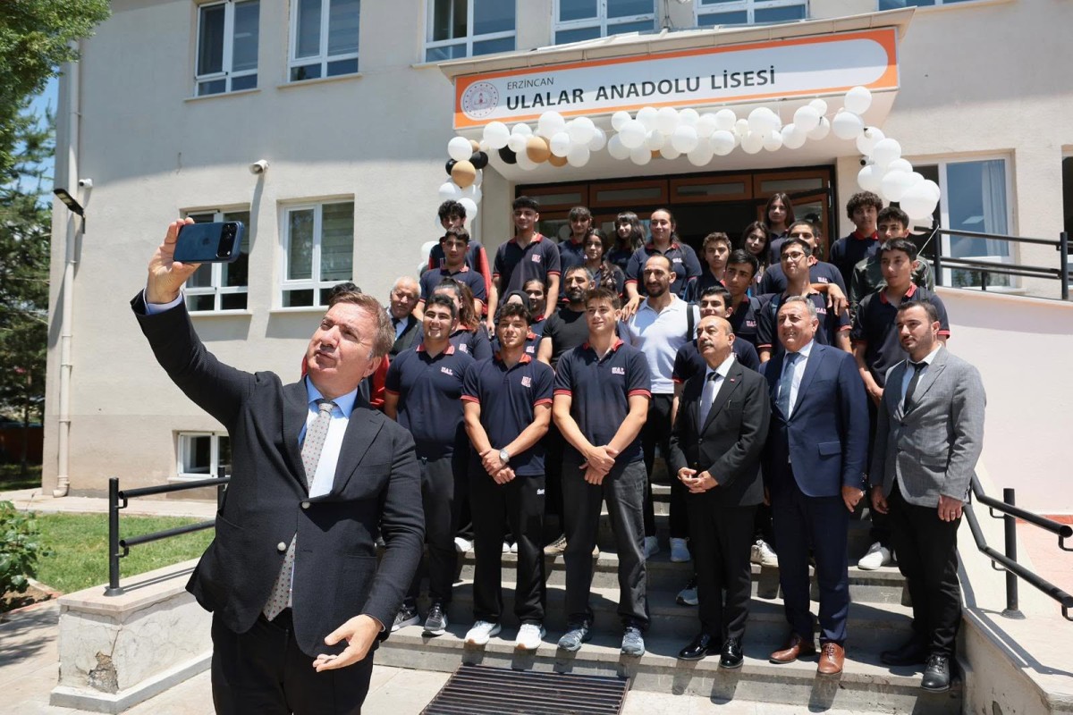 “Gençlerimizin Yanındayız”