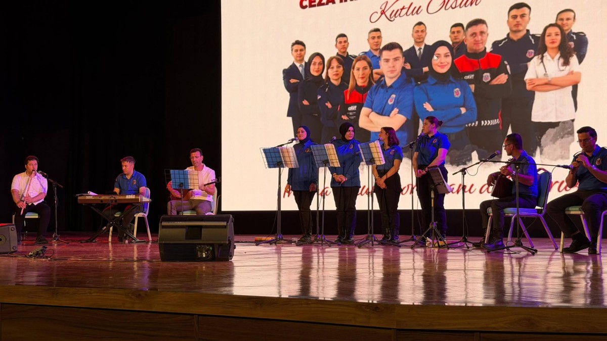  Erzincan’da Özverili Çalışmalar Plaketlerle Taçlandırıldı