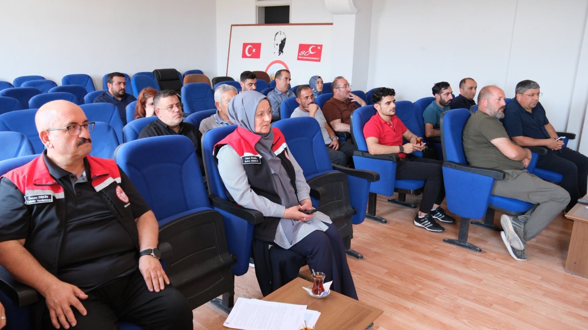 Erzincan’da Bayilere B-Reçete Sistemi Anlatıldı