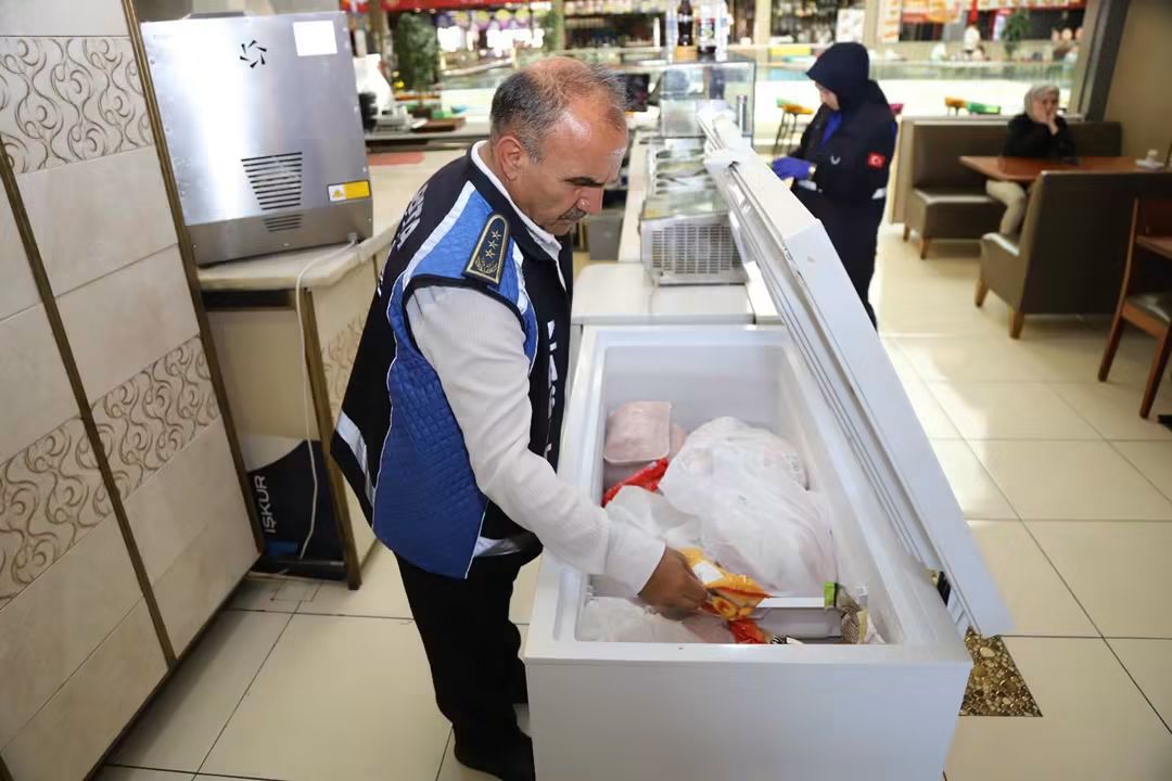 Erzincan'da Restoranlara Zabıta Denetimi