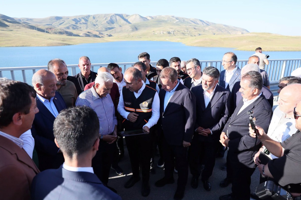 Turnaçayırı Barajı ve Ulaşım Projeleri Yerinde İncelendi