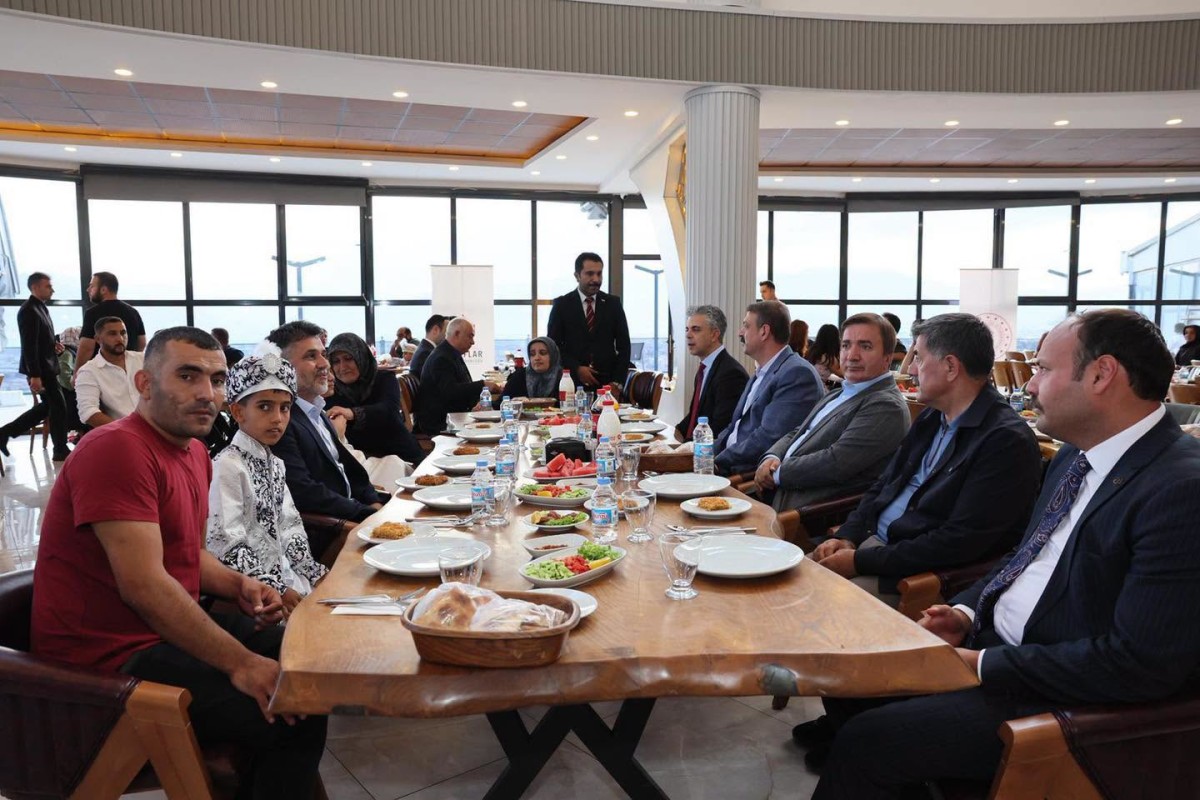 Erzincan’da Sünnet Şöleni Düzenlendi
