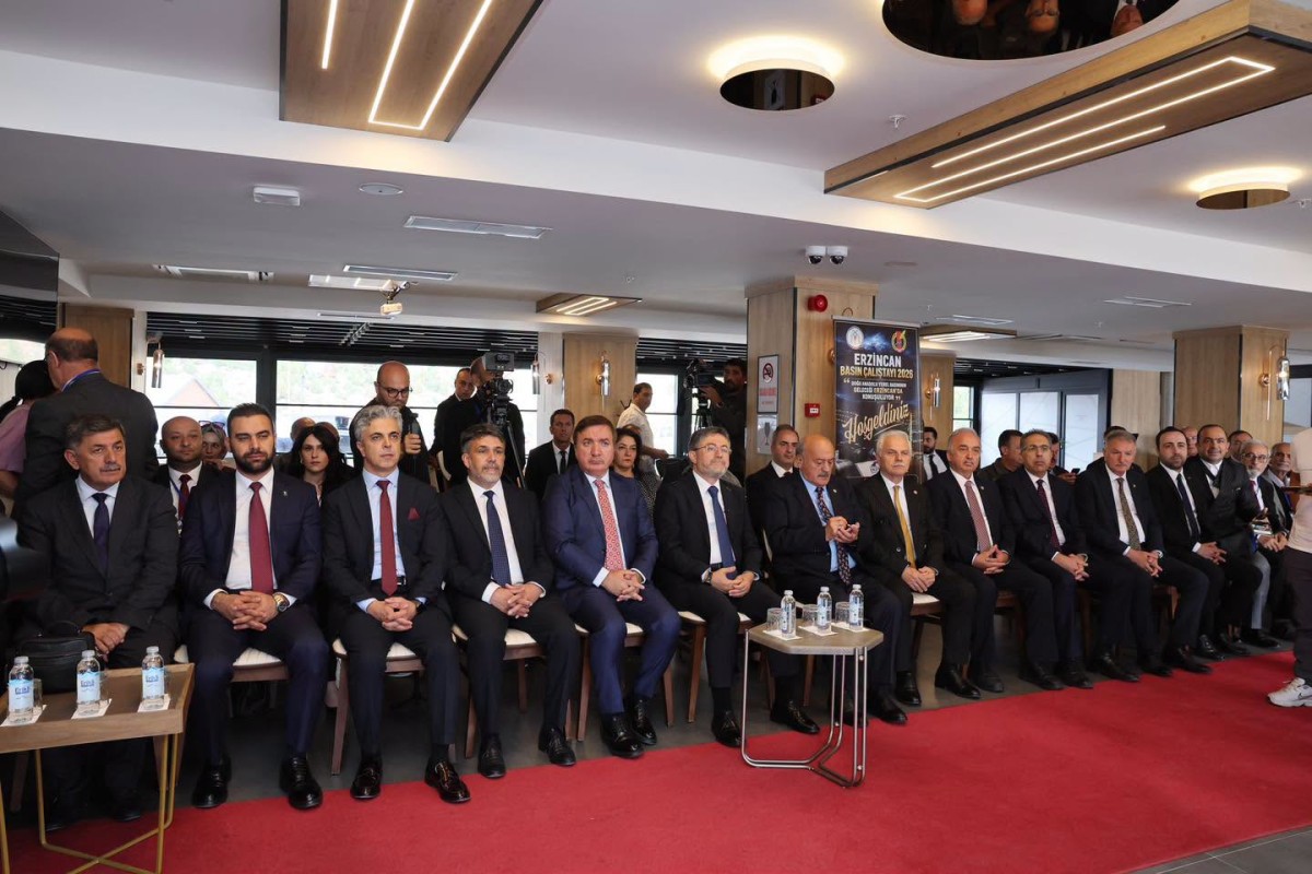 Erzincan’da Yerel Basının Geleceği Masaya Yatırıldı