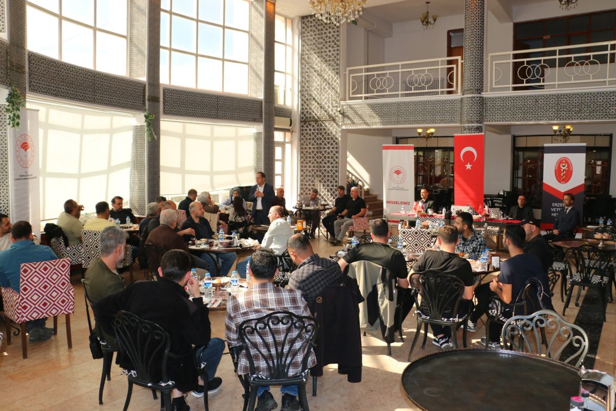 Erzincan’da Veteriner Hekimlerle İstişare Toplantısı Gerçekleştirildi