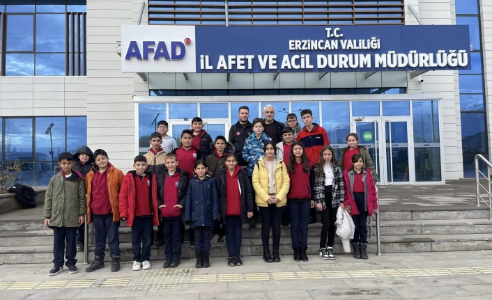 Öğrencilerden 