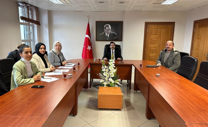 Refahiye’de arı peteği çıtası ve kovanı üretimi projesi için toplantı yapıldı
