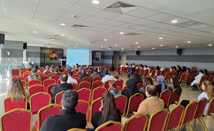 Erzincan'da “Anne Dostu Hastane Programı Eğitimi”