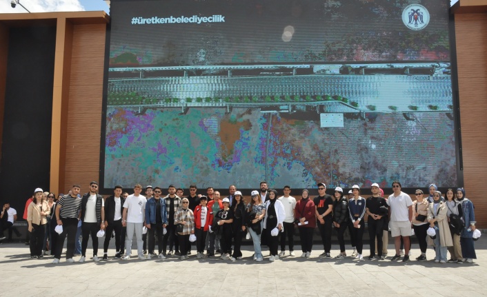 ‘Can Erzincan Öğrenci Kulübü Öğrencileri’ nden  Şapka Çıkartılacak Destek