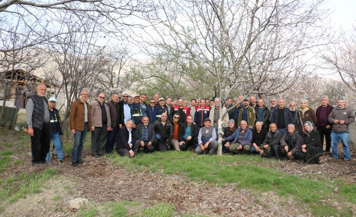 Erzincan'da Çiftçilere Eğitim Devam Ediyor