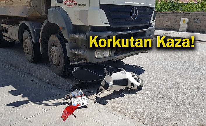 Kamyon ile Motosiklet çarpıştı: 1 yaralı