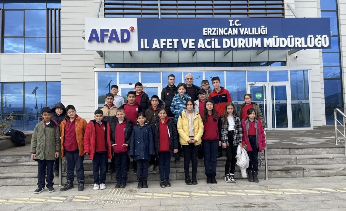 Öğrencilerden "Erzincan Afet Merkezi"ne Ziyaret