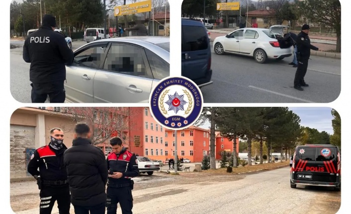 Okul önlerinde polis uygulaması