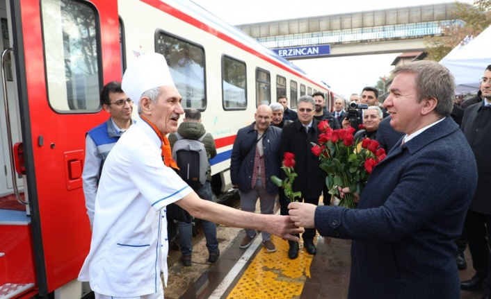 Turistik Doğu Ekspresi, Erzincan'da Mola Verdi