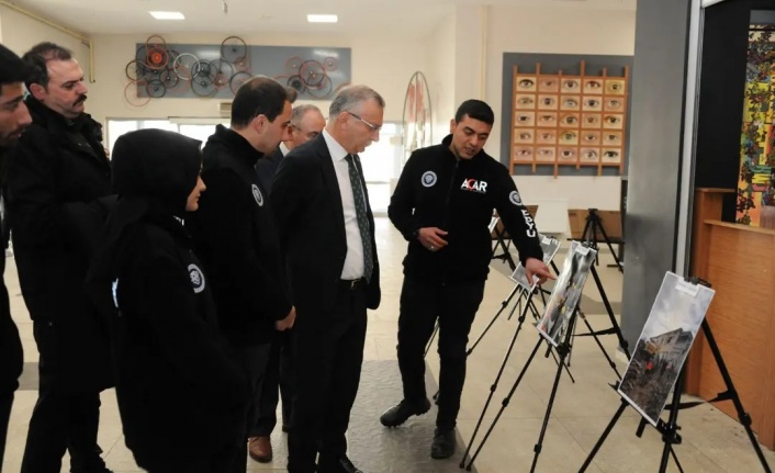 Acar Gençlik Kulübünden Deprem Fotoğraf Sergisi