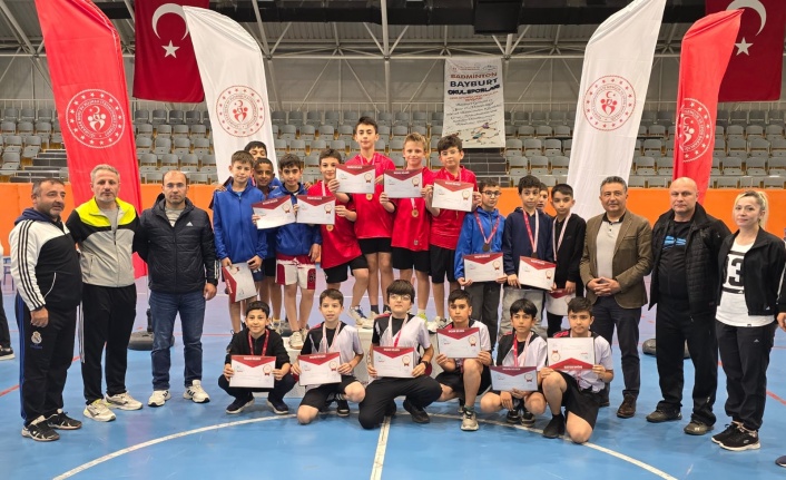 Erzincanlı sporcular grup birincisi oldu