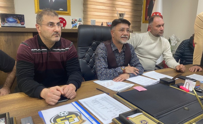Akyürek: " Erzincanspor’un hak ettiği yere gelebilmesi için birlik olalım''