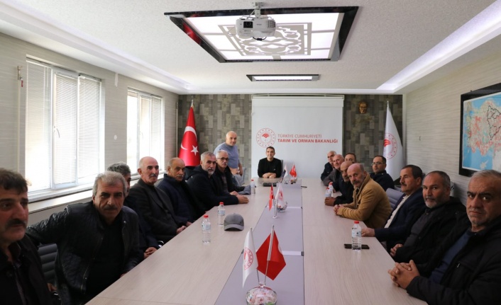 Çiftçilere "Sulama Sistemleri ve Suyun Etkin Kullanımı" Konusunda Eğitim Verildi