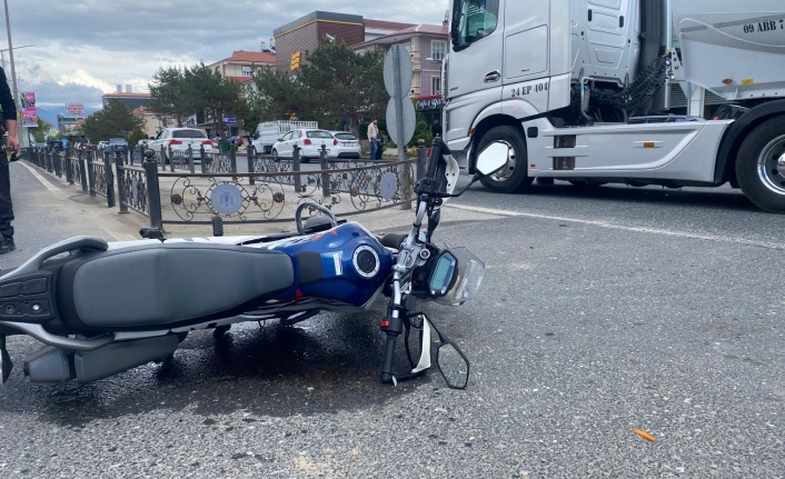 Erzincan’da Trafik Kazası: Motosiklet Sürücüsü Yaralandı