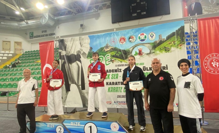 Erzincan Karate Takımı, 3 Bronz Madalya ile Döndü