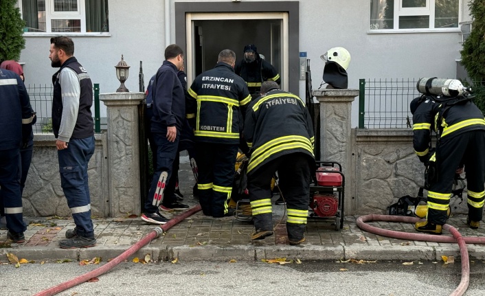 Apartman Bodrumunda Yangın Çıktı, Ekipler Müdahale Ederek Söndürdü