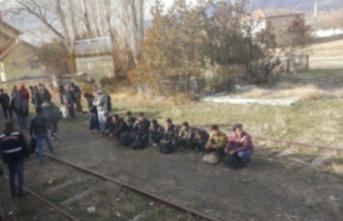 Erzincan’da, bir evde 52 kaçak göçmen yakalandı!