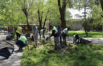 Park ve yeşil alanlarda çalışmalar sürüyor