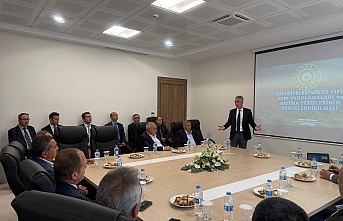 "Erzincan'da Çevre ve İklim Değişikliği Toplantısı: Belediye Başkanları ile Kritik Konular Ele Alındı"
