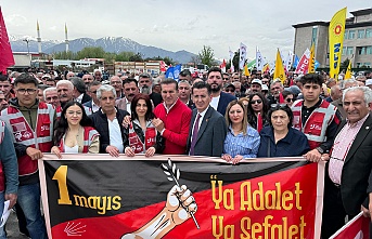Sarıgül, 1 Mayıs Kutlamalarına Katıldı