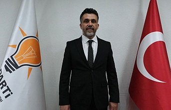 AK Parti Erzincan İl Başkanı Kabadayı, Türk bayrağını hedef alan saldırıya sert tepki gösterdi