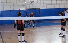 Voleybol İl Birinciliği heyecanı devam ediyor
