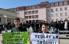 Gençlerden Anlamlı Mesaj: “Doğru Seçimlerle Güçlü Gelecek”