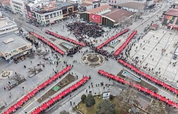 Erzincan Ay Yıldız Altında Tek Yürek