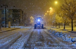 Erzincan’da Gece Boyu Kar Mesaisi