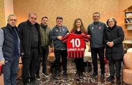 "Vefa ve Birlik: Cumhur Alan İçin Anlamlı Buluşma"