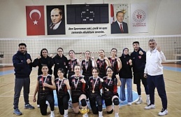 Yıldız Kızlarda  Şampiyon Vefa Spor