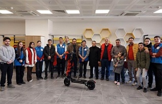 Engelli Gence Elektrikli Scooter Hediye Ettiler