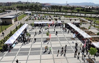 Üniversite Tanıtım Fuarı Devam Ediyor