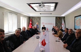 Çiftçilere "Sulama Sistemleri ve Suyun Etkin...