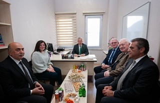 Rektör Levent’ten Fen Edebiyat Fakültesine Tebrik...