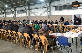Başkan Aksun işçilerle bir araya geldi