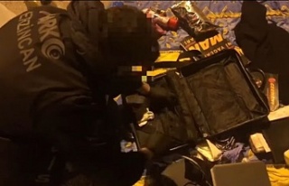 Erzincan’da 16,40 gram Metamfetamin ve 2 adet cam...