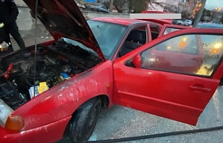 Erzincan’da araç yangını korkuttu
