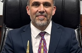 “TÜM ÇOCUKLARIMIZIN BAYRAMINI GÖNÜLDEN KUTLUYORUM”