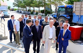 Çiftçilerle Birebir Görüşüp Alım Sürecini...
