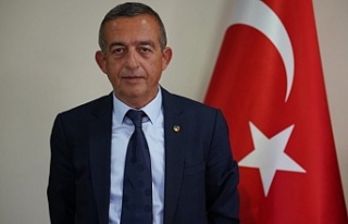 Tanoğlu: Türk Bayrağı Bu Milletin Kırmızı Çizgisidir