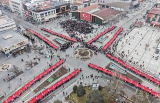 Erzincan Ay Yıldız Altında Tek Yürek