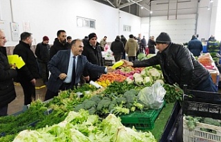 Erzincan’da zabıta ekipleri tarafından pazarcı...