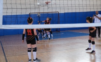 Voleybol İl Birinciliği heyecanı devam ediyor