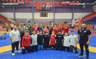 Erzincan’ın Güreş Yıldızları Türkiye Finalleri Yolunda